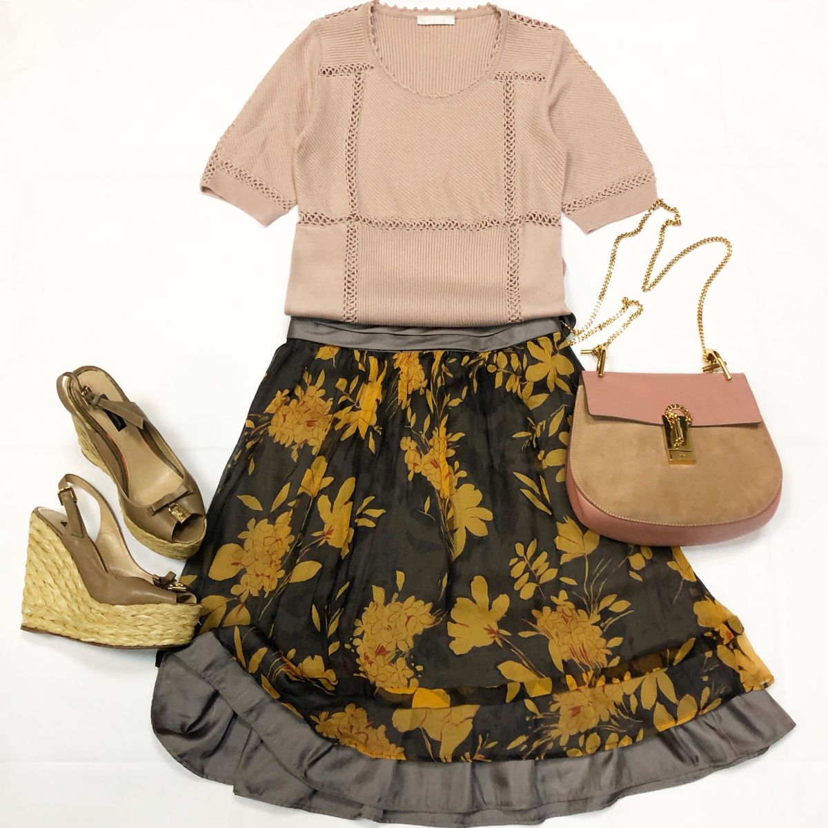 Кофта Chloe размер S цена 6 154 руб Юбка Etro размер 46 цена 7 683 руб Сумка Chloe