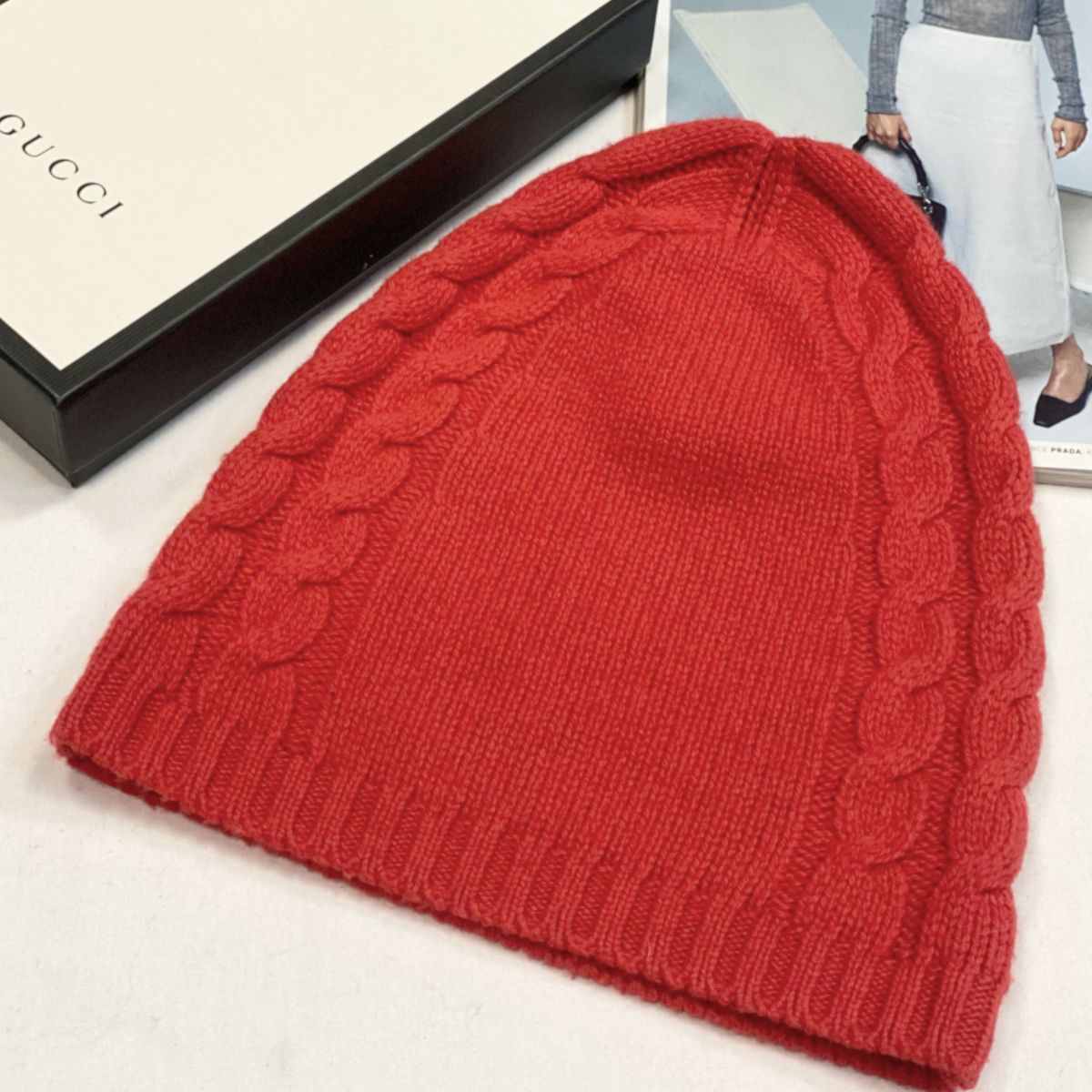 Шапка GUCCI  размер L цена 4 616 руб 