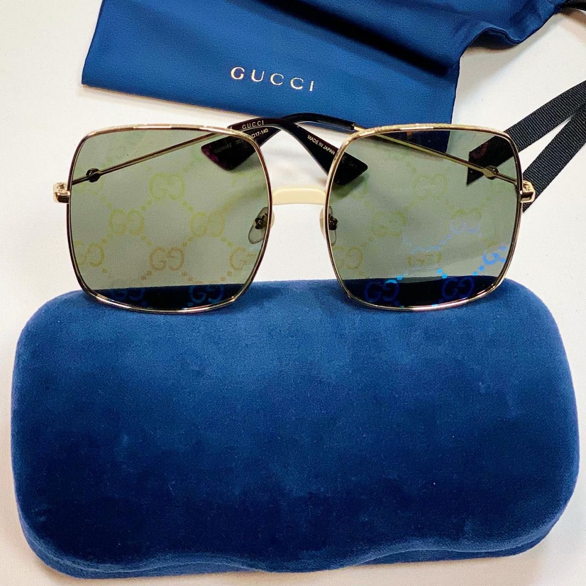 Очки Gucci цена 15 385 руб 