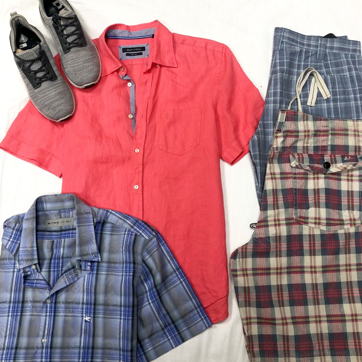 #Mechtamen
Рубашки Marc ‘O Polo / ETRO размер 41/42 - 43 цена 3 131 руб / 4 697 руб 
Шорты MANTARAY / DOLCE GABBANA размер XL цена 4 697 руб / 7 828 руб