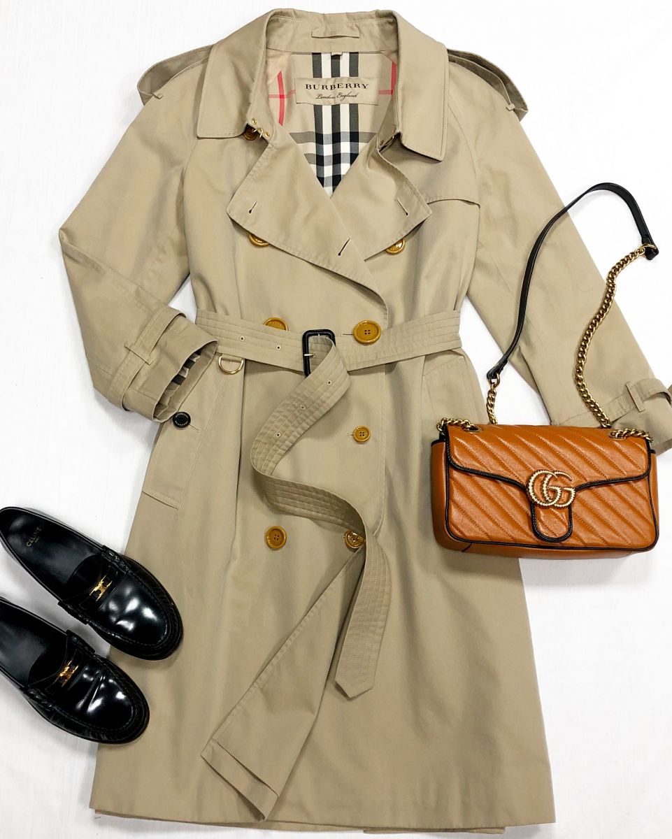 Плащ Burberry размер 38 цена 23 483 руб
Лоферы Celine размер 39 цена 39 138 руб
Сумка Gucci