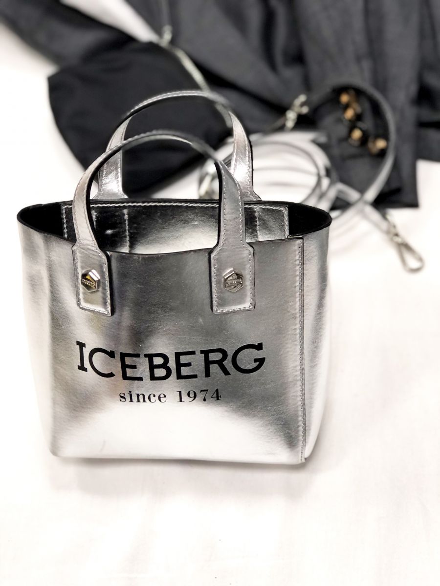 Сумочка ICEBERG цена 10 959Руб /новая/карточка/