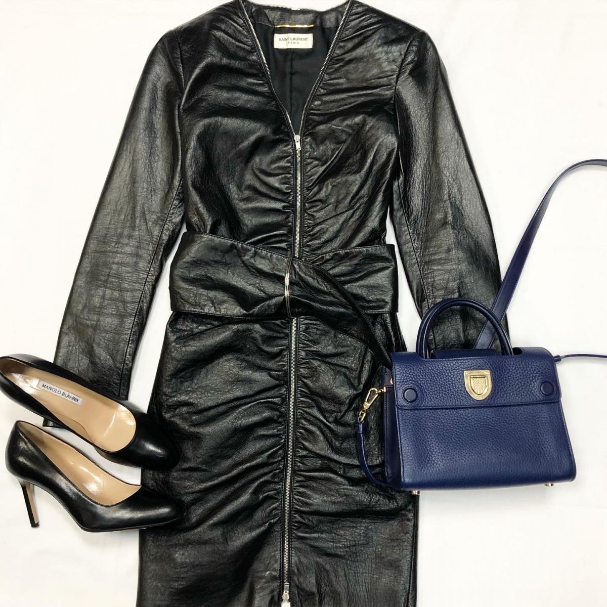 Платье /кожа/ Saint Laurent размер 38 цена 76 925 руб Туфли Manolo Blahnik размер 37 цена 9 231 руб Сумочка Christian Dior