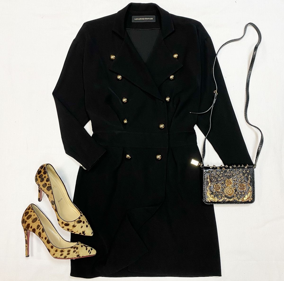 Платье Alexandre Vauthier размер 40 цена 12 308 рубТуфли Louboutin размер 38.5 цена 15 385 рубСумка Dolce Gabbana