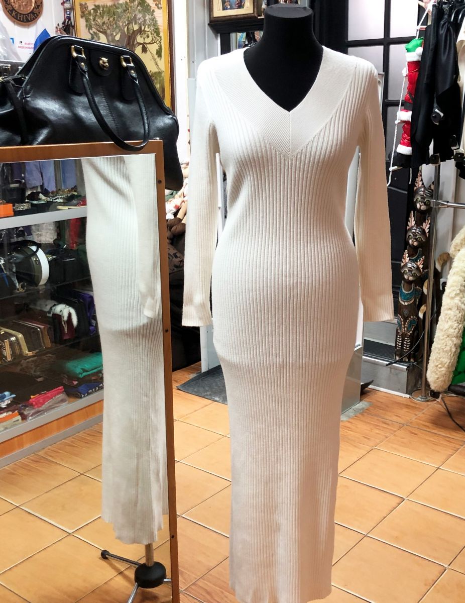 Платье Pietro Brunelli размер M цена 7 828 руб