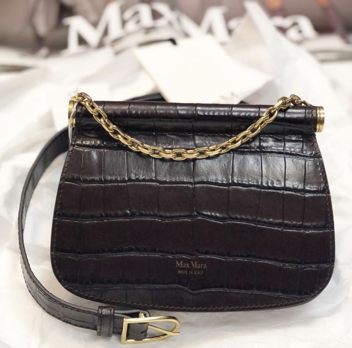 Сумочка поясна Max Mara  размер 18/14 цена 15 385 руб /новая с ценником/