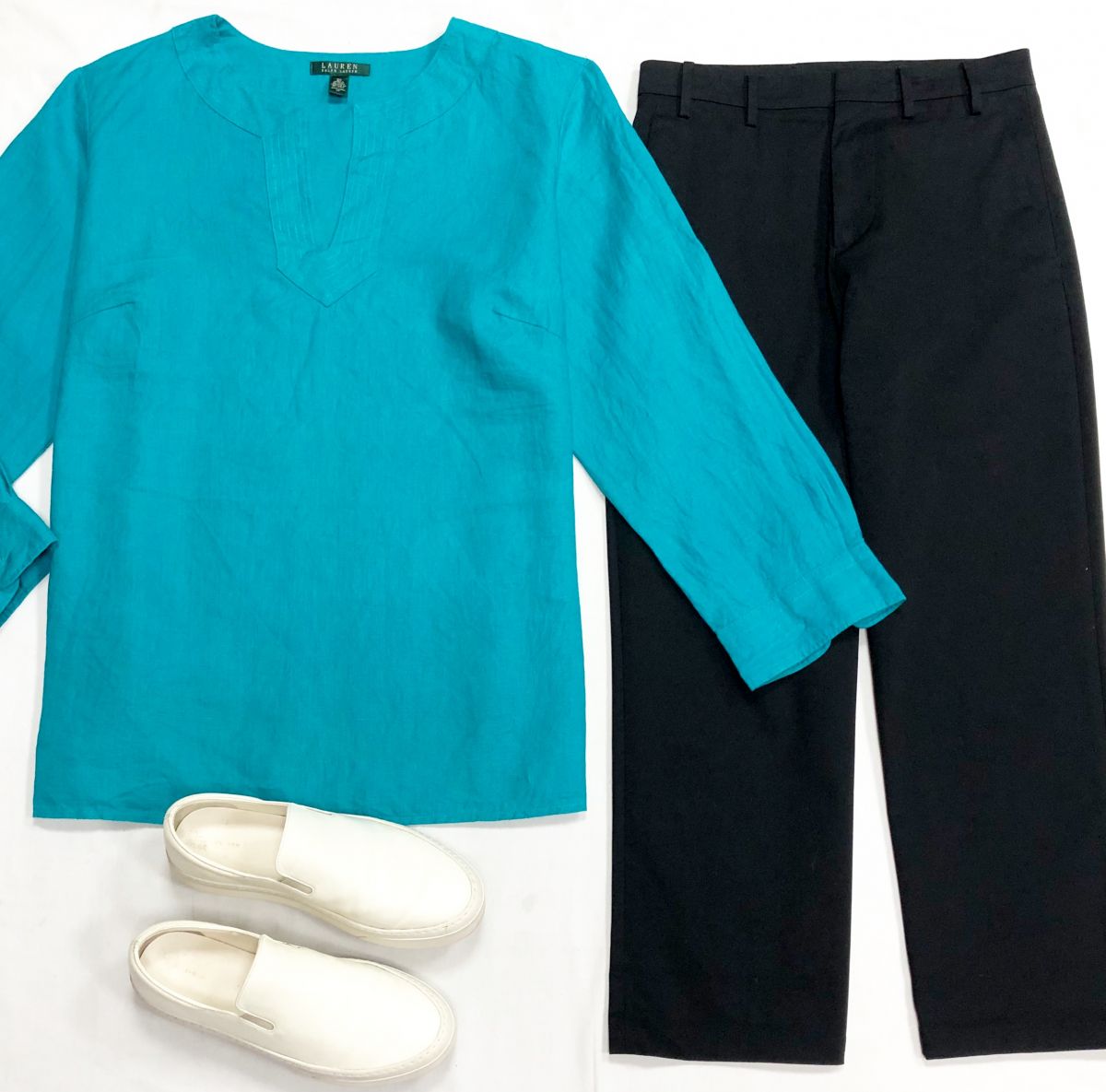 Брюки N21 размер 38 цена 7 828 рубРубашка /лён/ Ralph Lauren размер 2 XL цена 4 697 рубЛоферы The Row размер 39 цена 39 138 руб