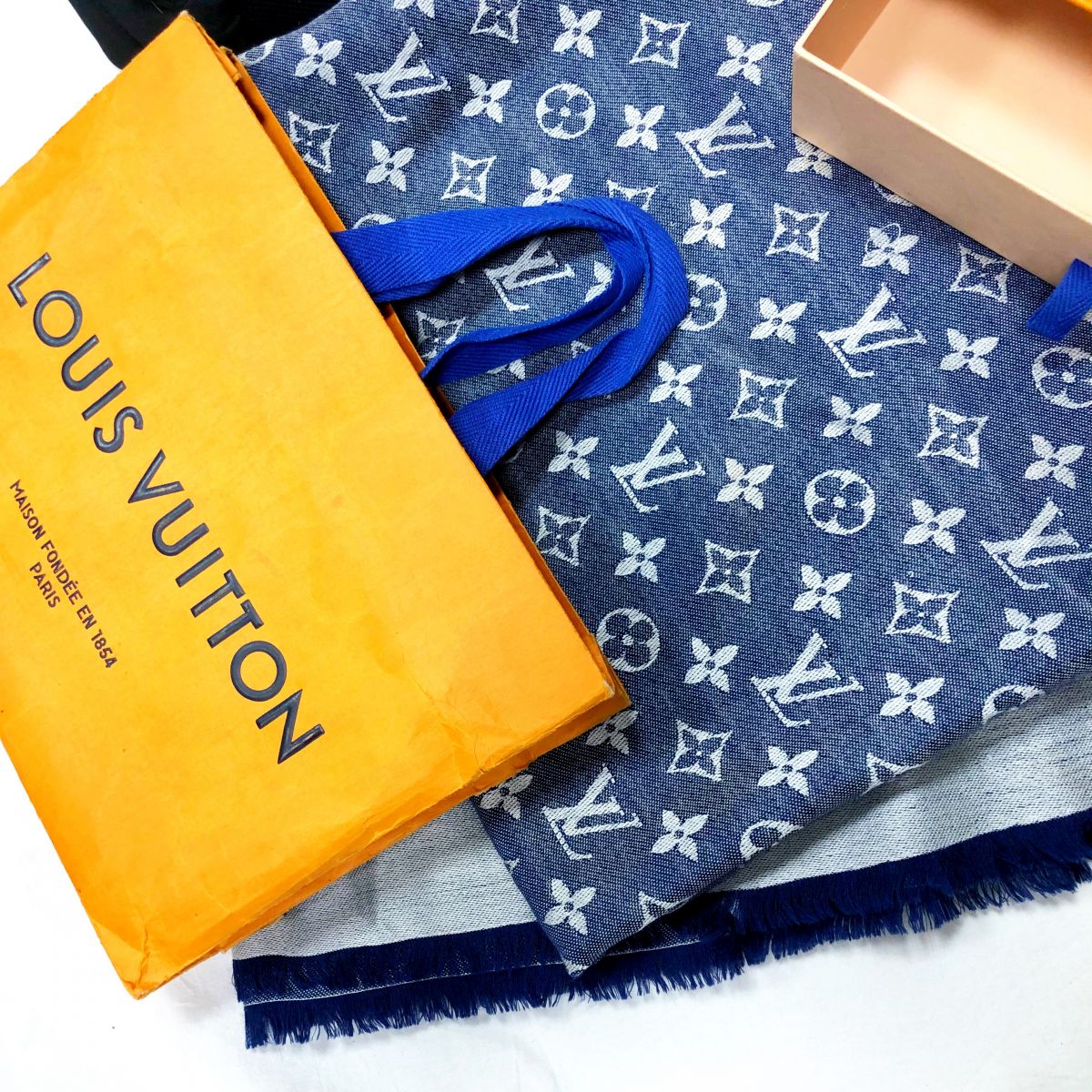 Палантин LOUIS VUITTON цена 15 655 руб