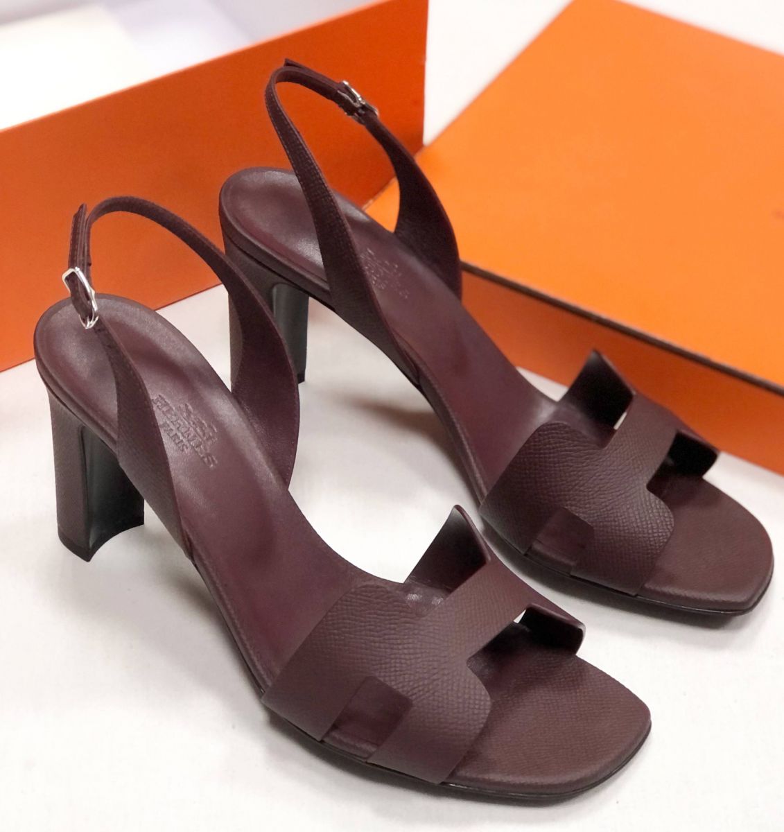 Босоножки Hermes размер 39 цена 70 448 руб