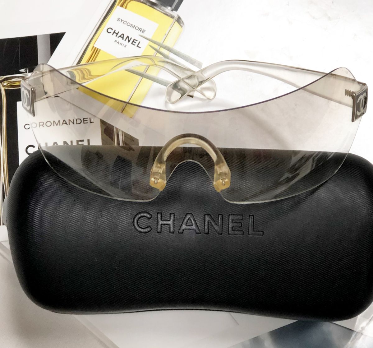 Очки Chanel цена 18 786 руб