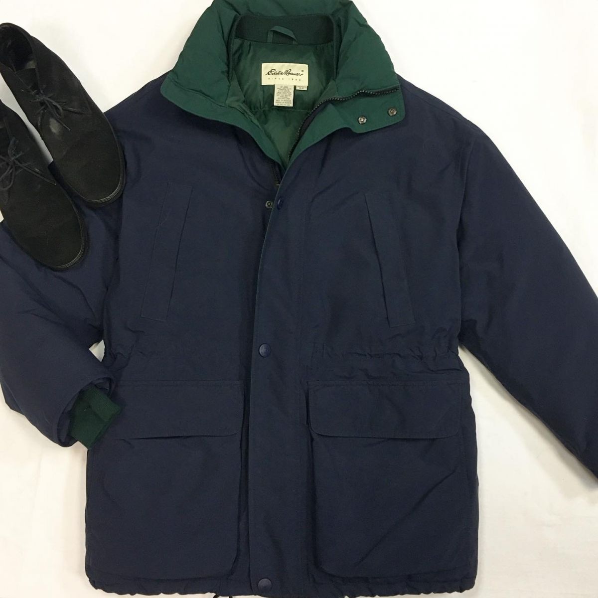 #mechtamen Пуховик Eddie Bauer  размер S/P цена 23 078 руб Ботинки Tod's  размер 42 цена 3 077 руб