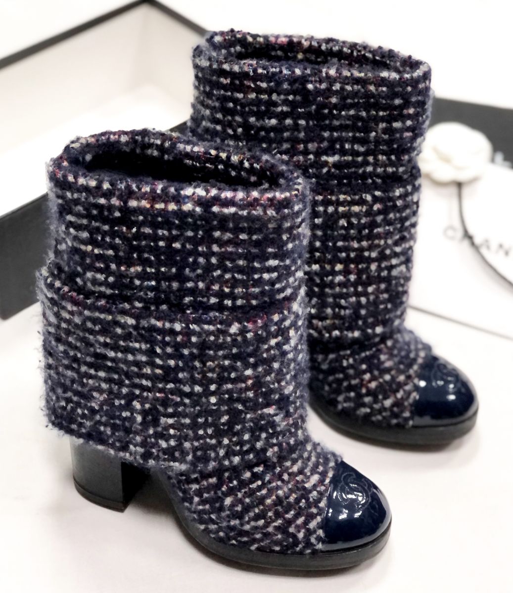 Ботильоны / твид/ Chanel разме 37.5 цена 31 310 руб
