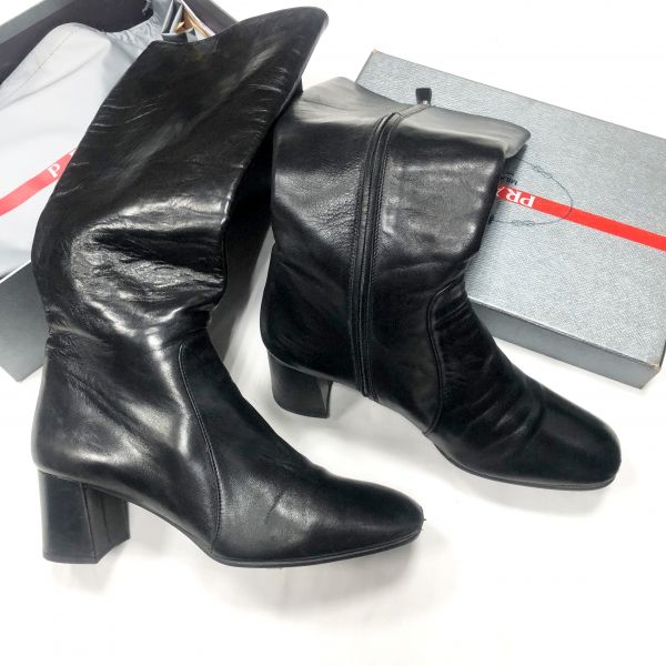 Сапоги Prada 