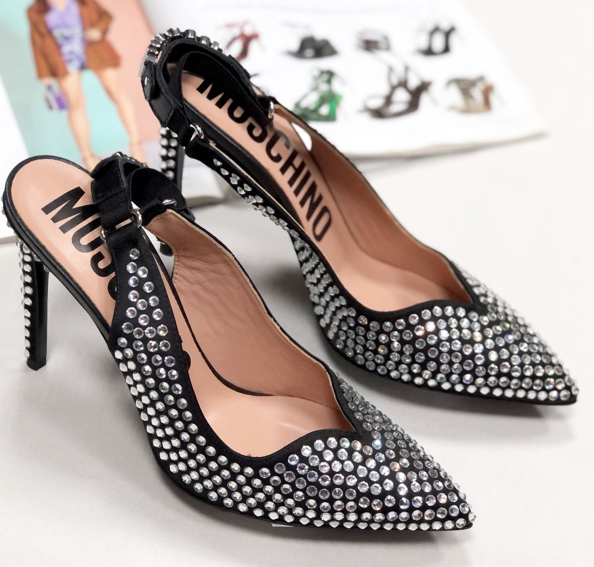 Босоножки/камни/ Moschino размер 40 цена 23 483 руб 