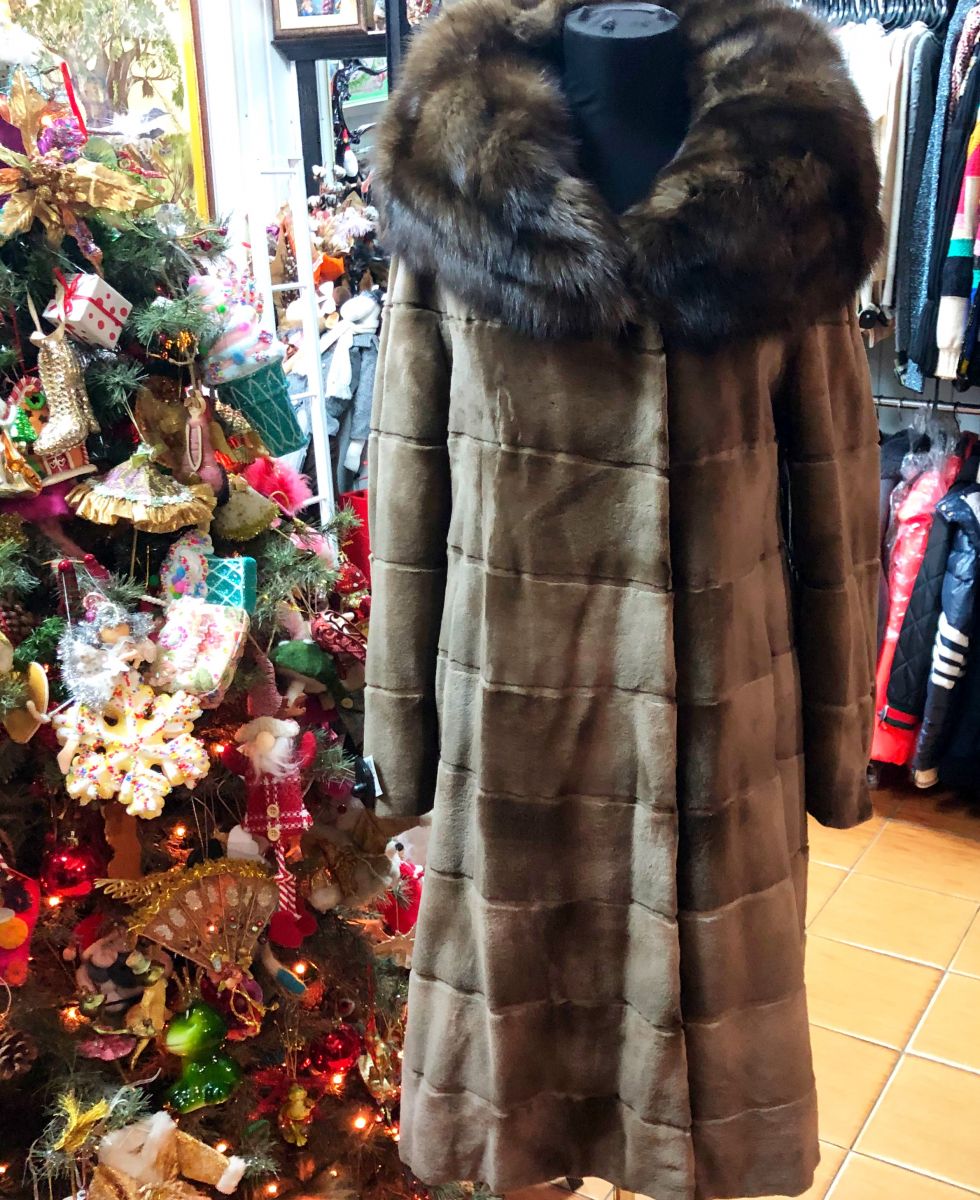 Шуба /мех стриженой норки/Соболь/ размер O’MERINOS размер 44 цена 78275 руб