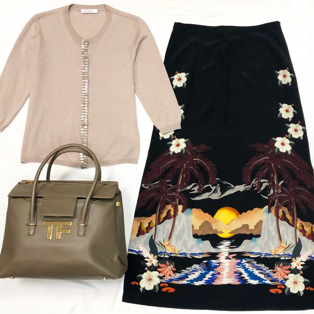 Кофта /камни/ Max Mara размер S цена 4 616 руб Юбка Etro размер 40 цена 6 154 руб Сумка Tom Ford