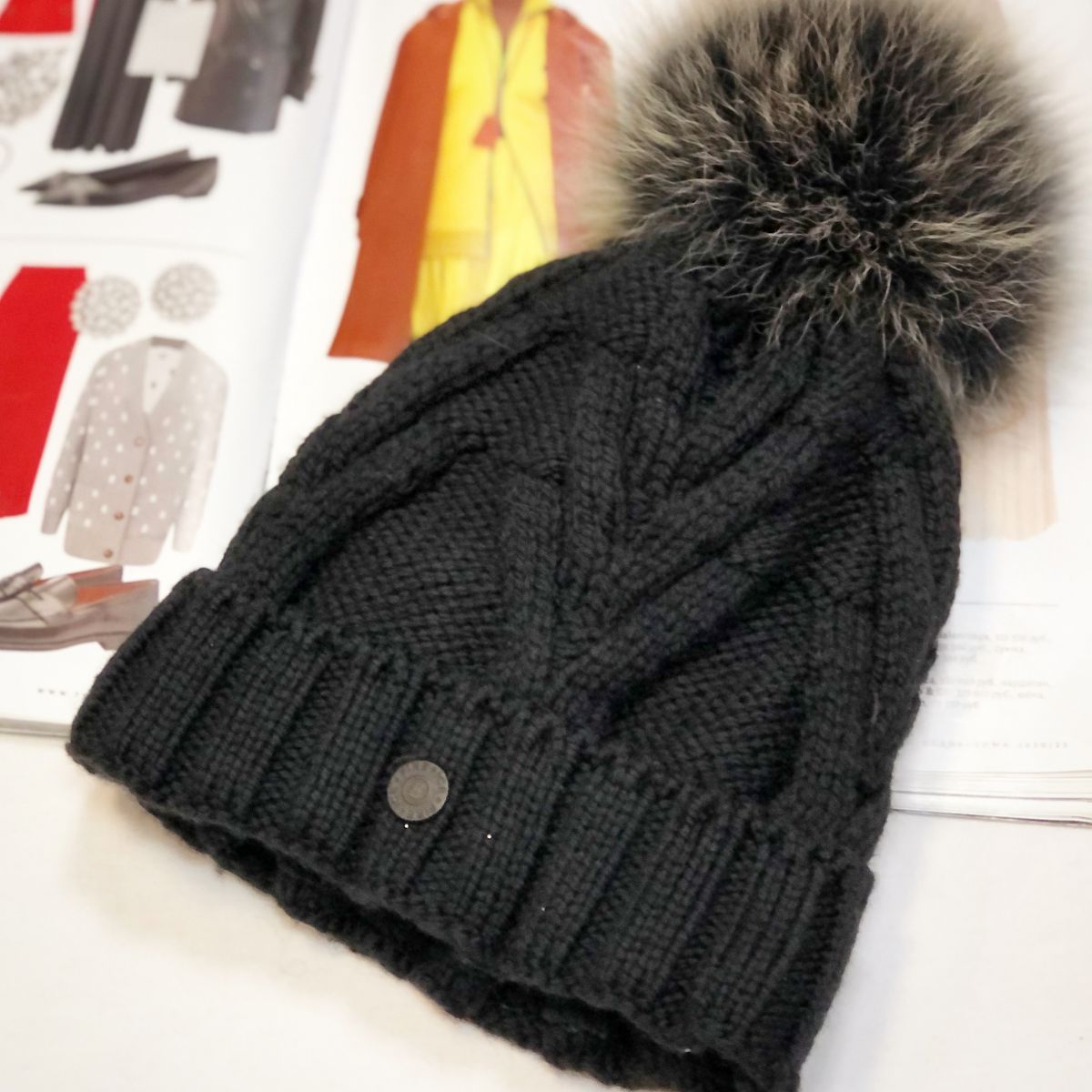 Шапка Bogner  цена 6 154 руб 