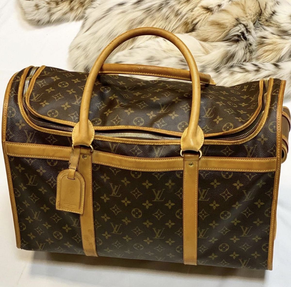 Сумка - переноска Louis Vuitton  размер 32/48 цена 76 925 руб