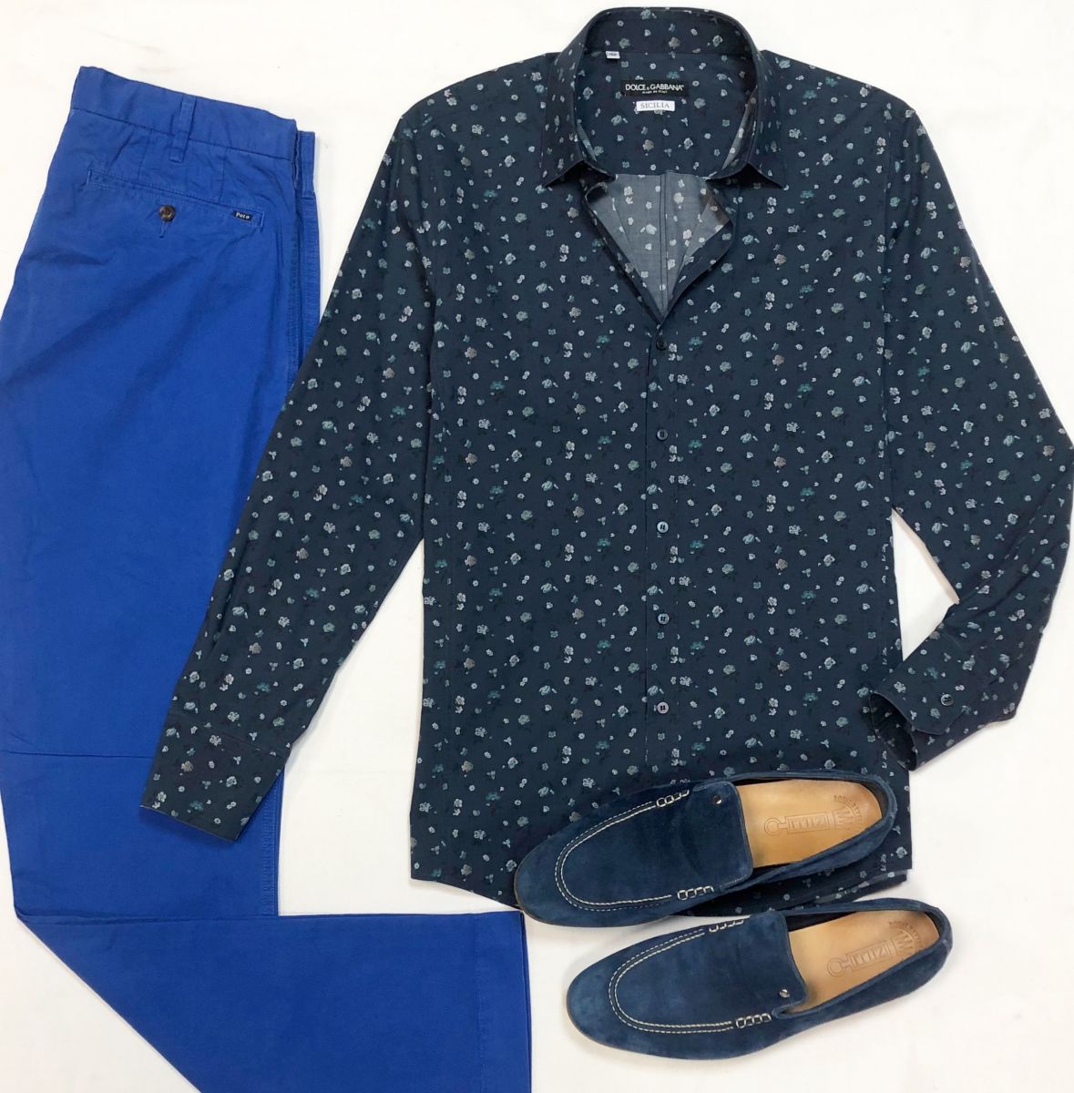 #mechtamen Рубашка Dolce Gabbana размер 15/39 цена 4 615 руб
Брюки Ralhp Lauren размер 31 цена 6 154 руб
Туфли Zilli размер 43 цена 23 078 руб