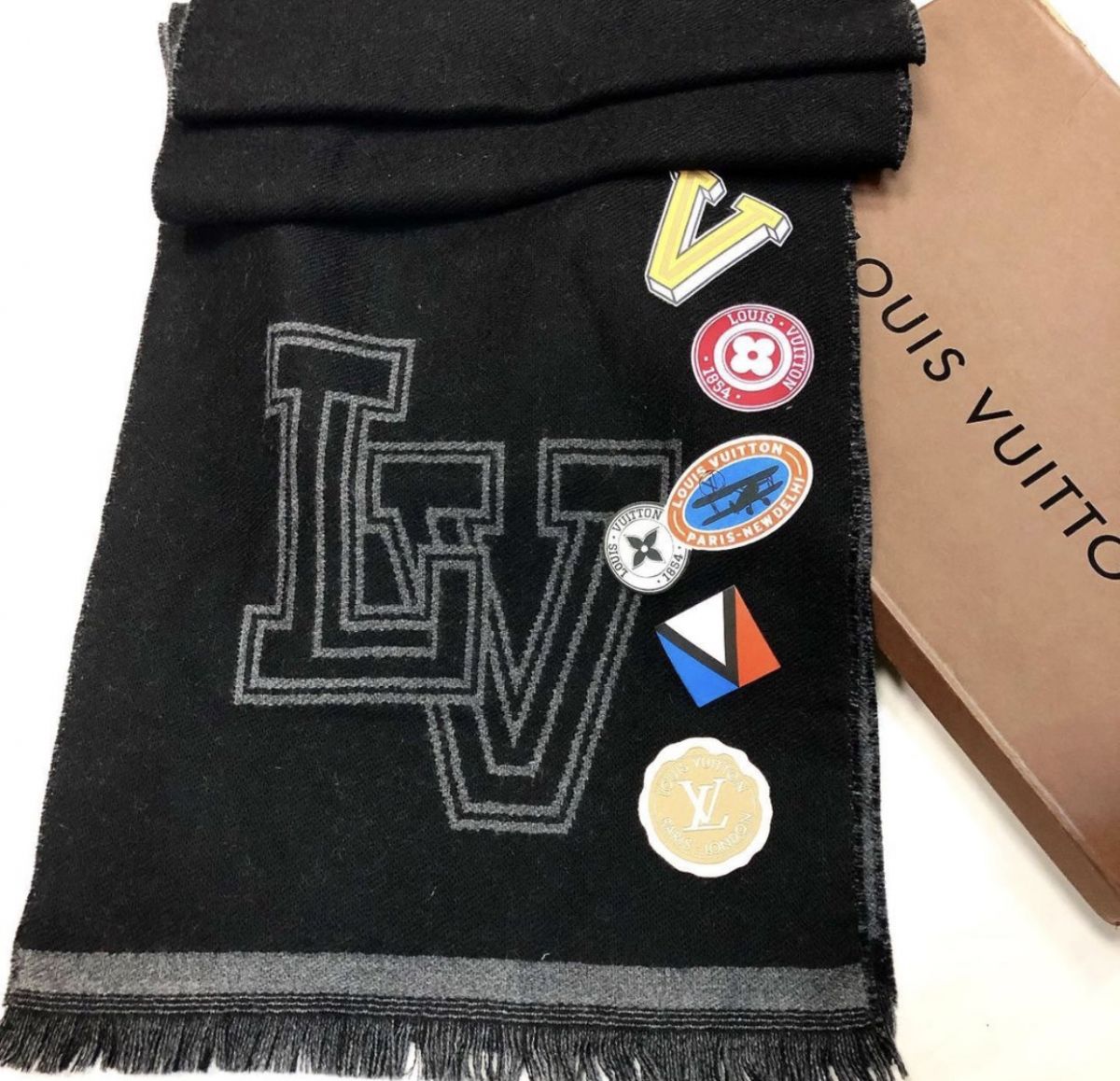 Шарф Louis Vuitton размер 120/30 цена 20 001 руб