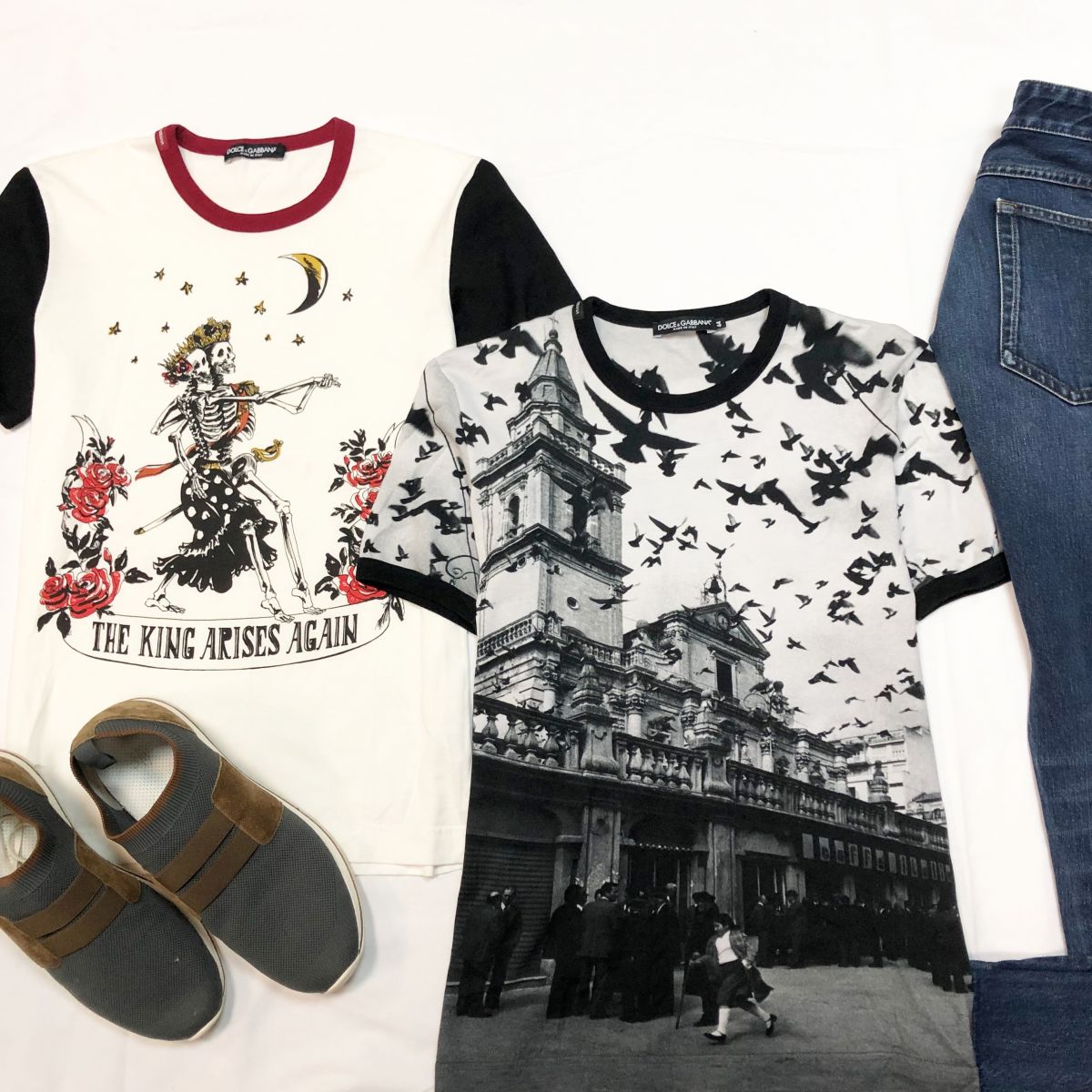 #Mechtamen 
Футболка DOLCE GABBANA размер 44 цена по 4 616 руб 
Джинсы DOLCE GABBANA размер 44 цена 7 693 руб