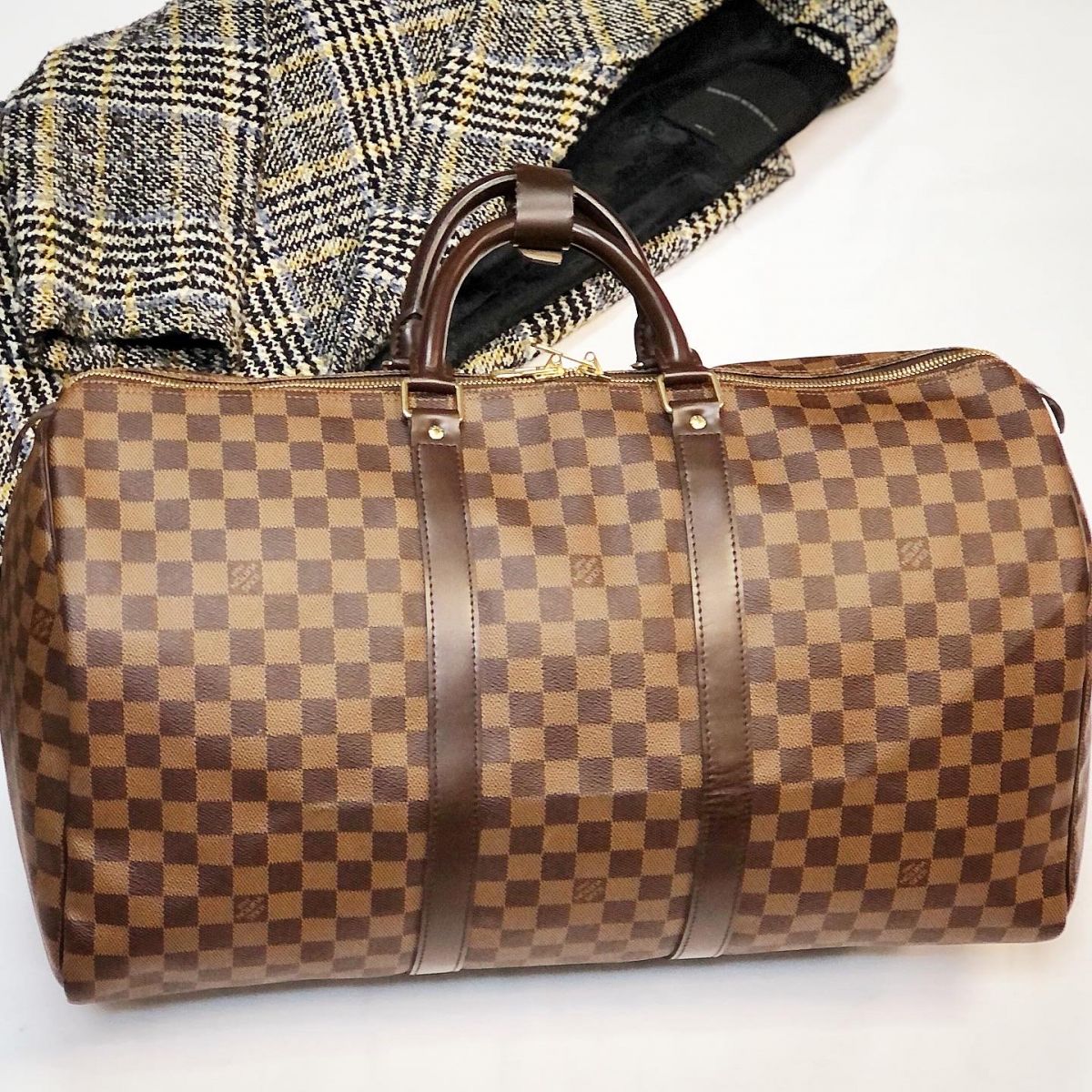 Сумка / дорожная / Louis Vuitton  размер 50/30 цена 46 155 руб 