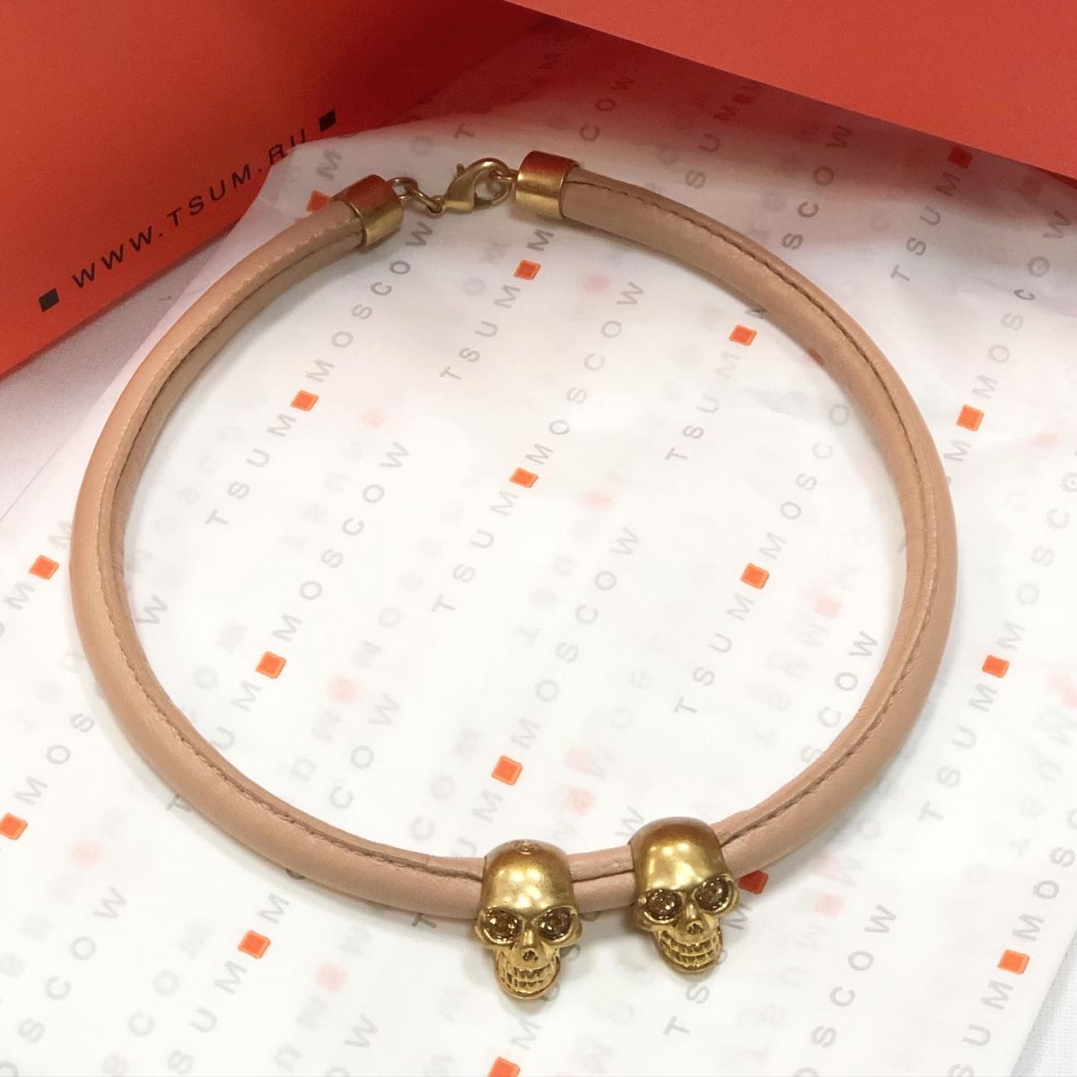 Alexander mcqueen choker 2025