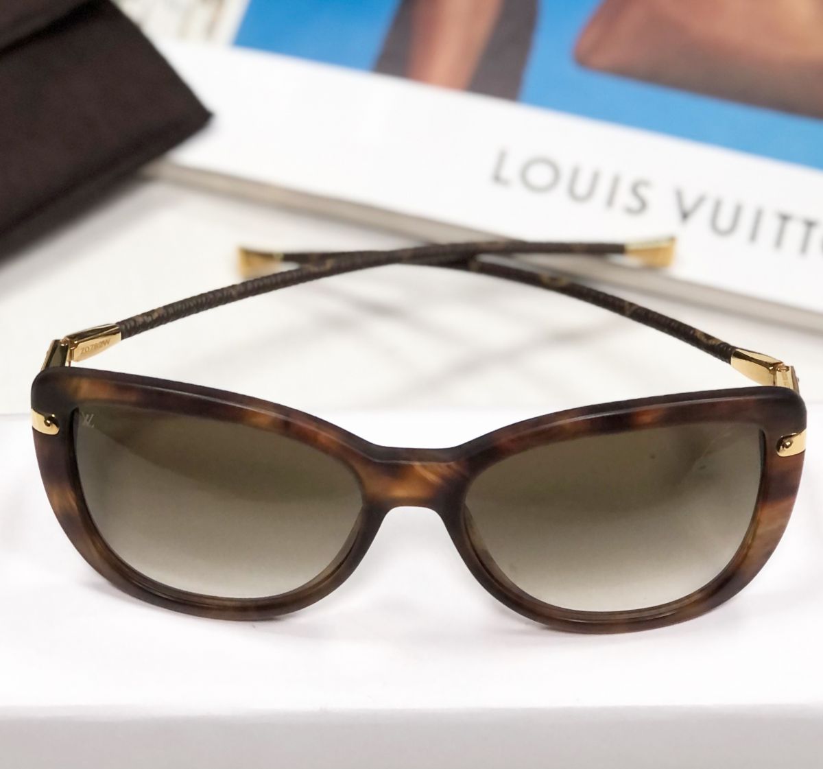 Очки Louis Vuitton цена 26 614 руб
