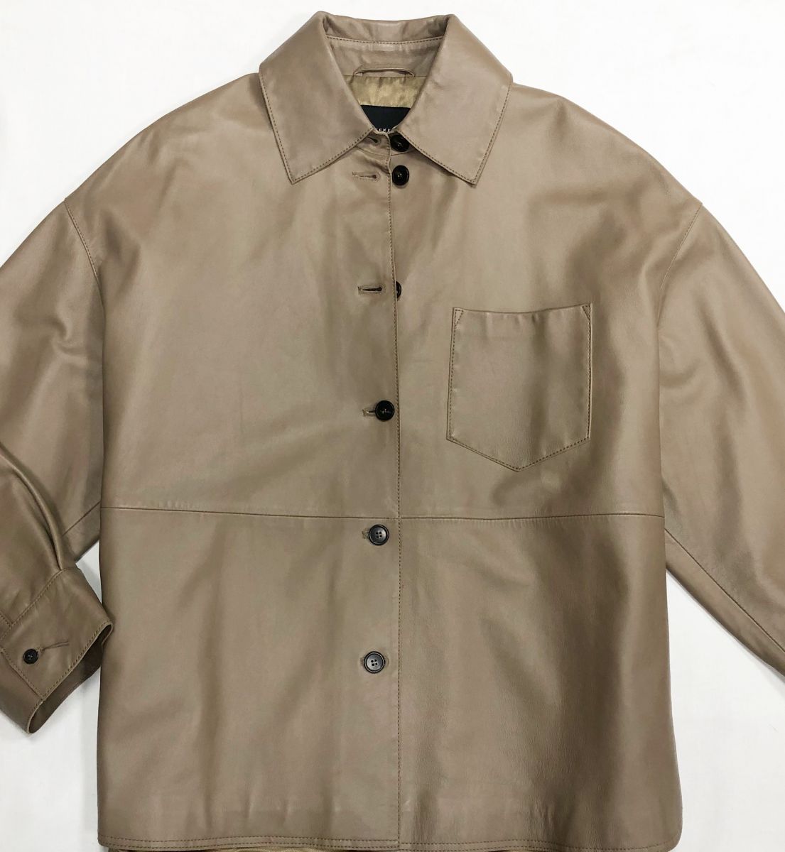 Куртка / кожа/ Weekend/ Max Mara/ размер 36 цена 23 483 руб
Ботинки Marco Lombardi размер 37 цена 21 917 руб