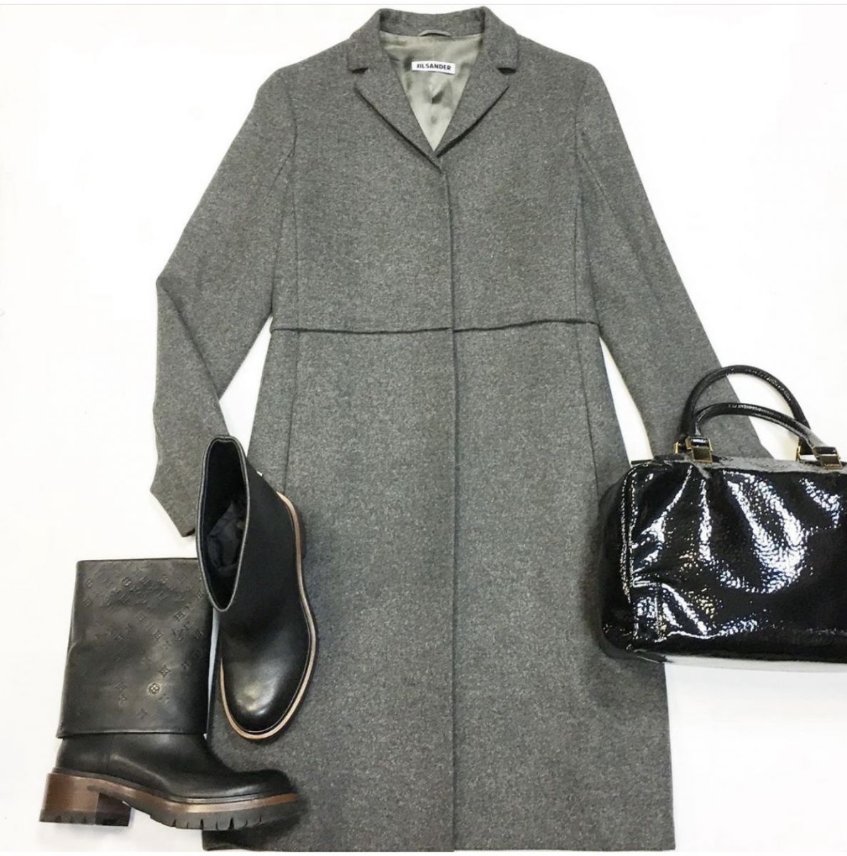Пальто Jil Sander размер 36 цена 10 770 руб Сапоги Louis Vuitton  размер 38.5 цена 23 078 руб Сумка Lanvin 