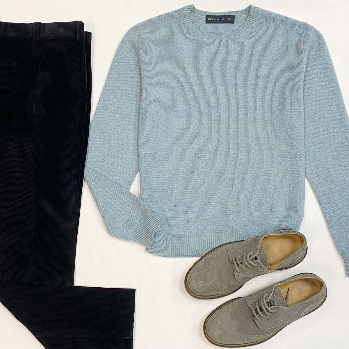 #mechtamen Свитер Etro размер S цена 6 154 рубБрюки/вельвет/ Zegna размер 52/54 цена 6 154 рубБотинки Armani размер 42 цена 7 693 руб