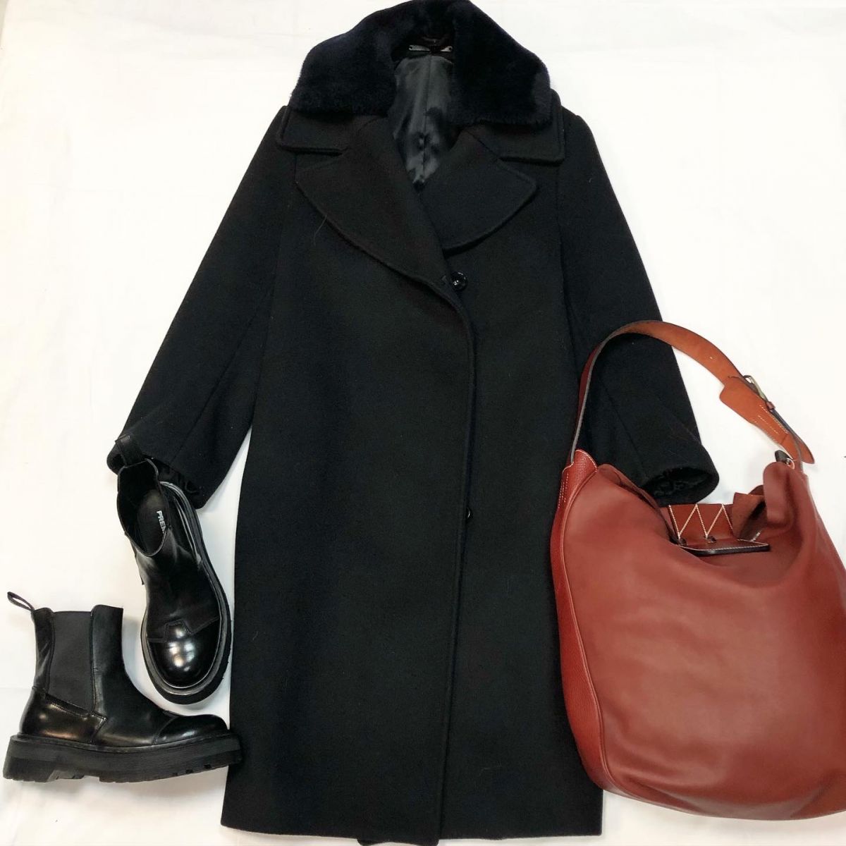 Пальто ACNE STUDIO размер 38/42 цена 27 693 руб Ботинки PREMIATA размер 36 цена 15385 руб Сумка HERMES