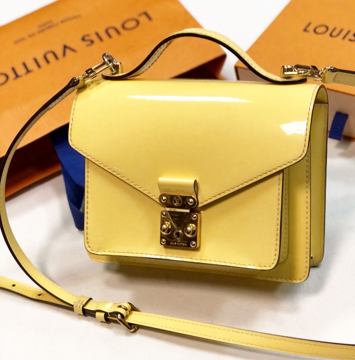Сумка Louis Vuitton размер 20/15 цена 53 848 руб 