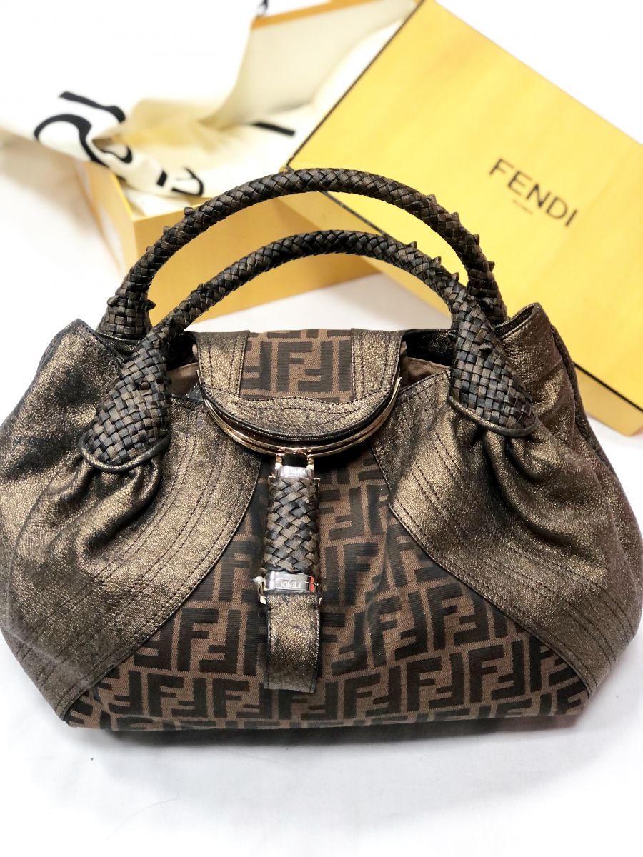 Сумка FENDI размер большой цена 26 155 руб 