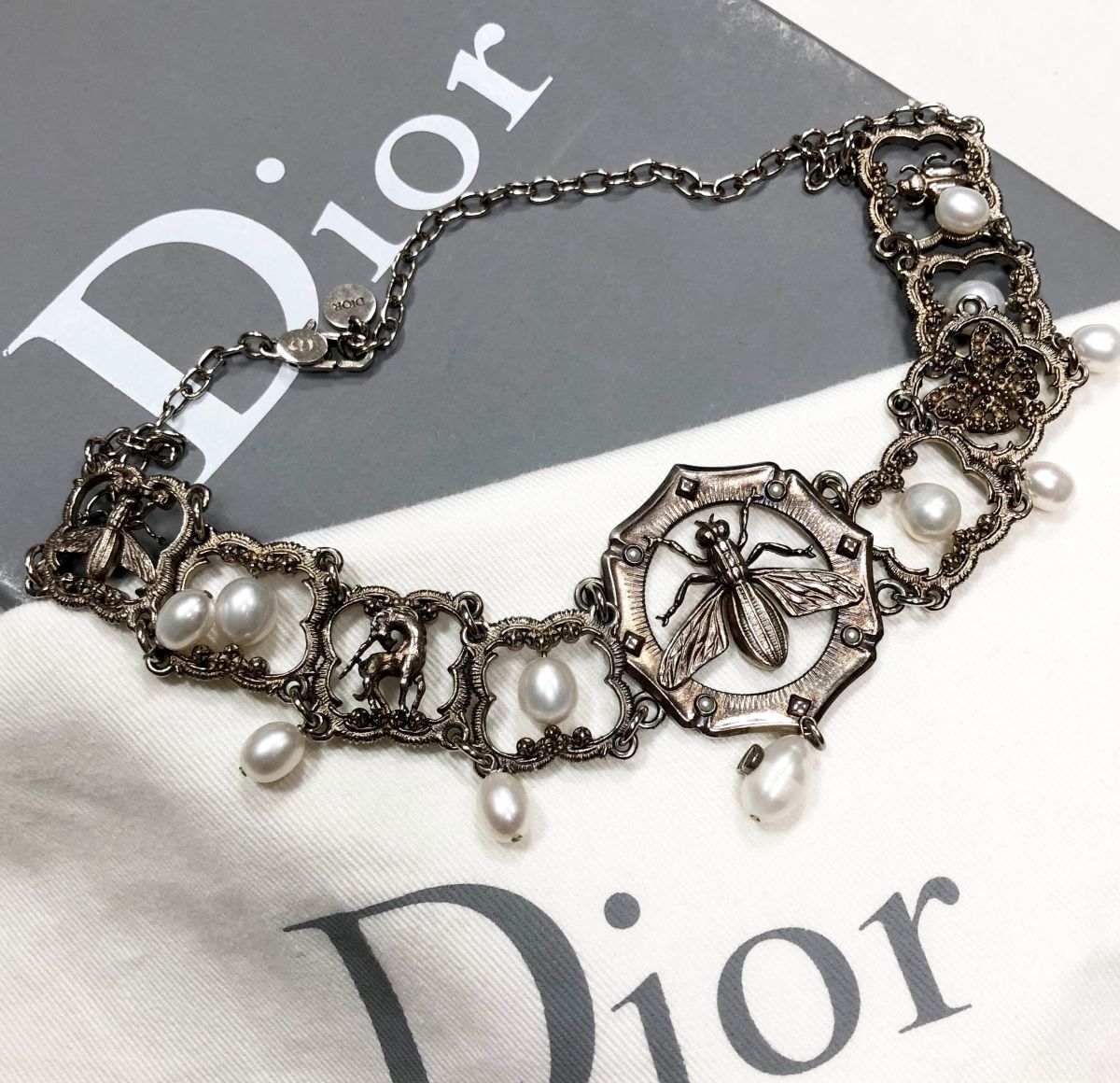 Чокер Dior цена 31 310 руб