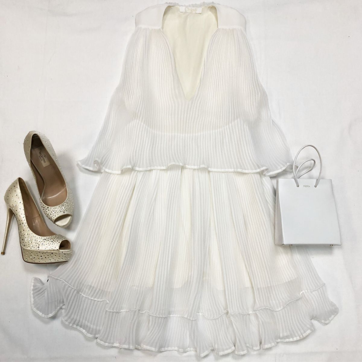 Платье Chloe размер 38 цена 12 308 руб Туфли Valentino размер 39 цена 15 385 руб Сумка Medea
