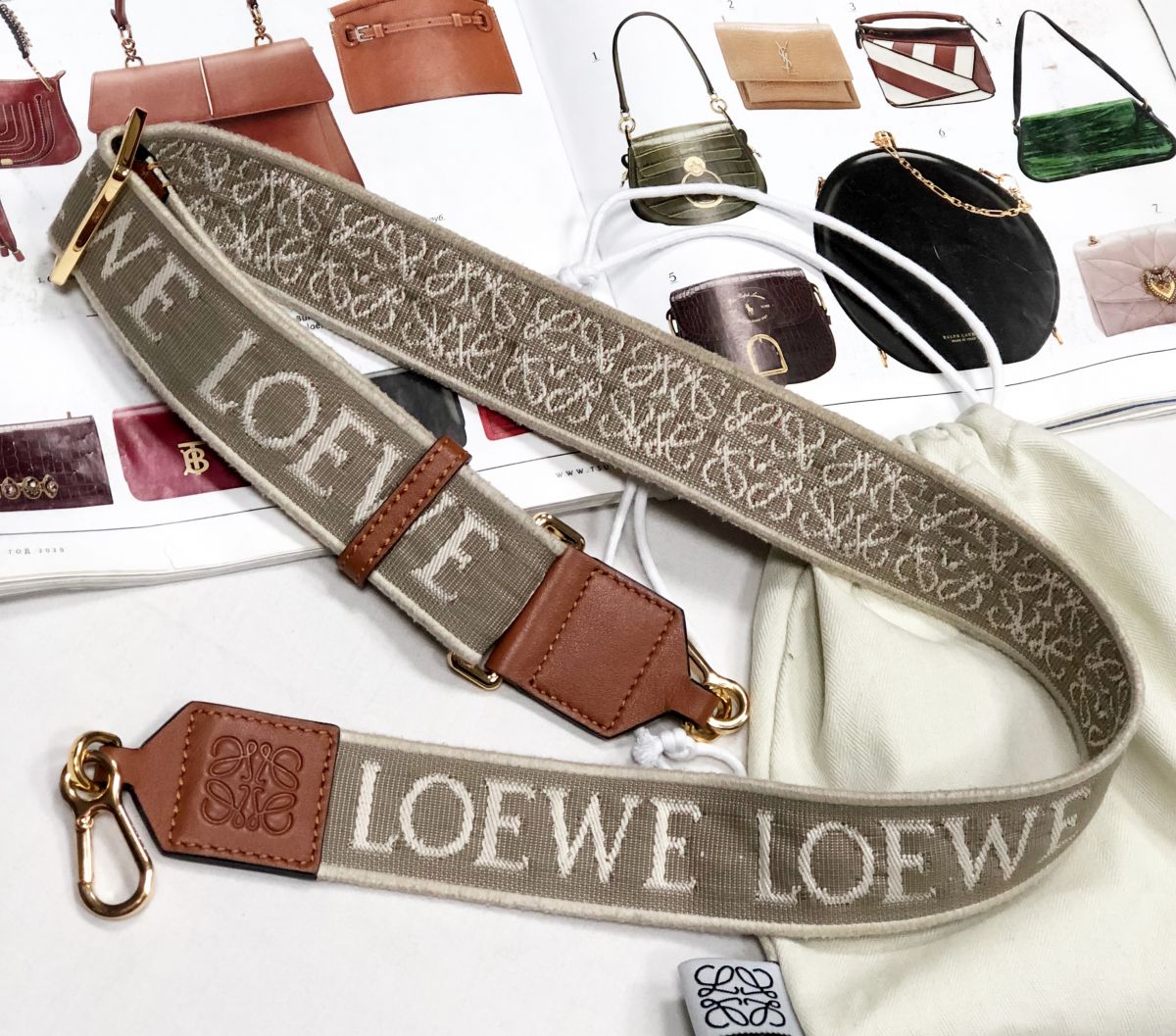 Ремень/ для сумки/ Loewe цена 15 655 руб