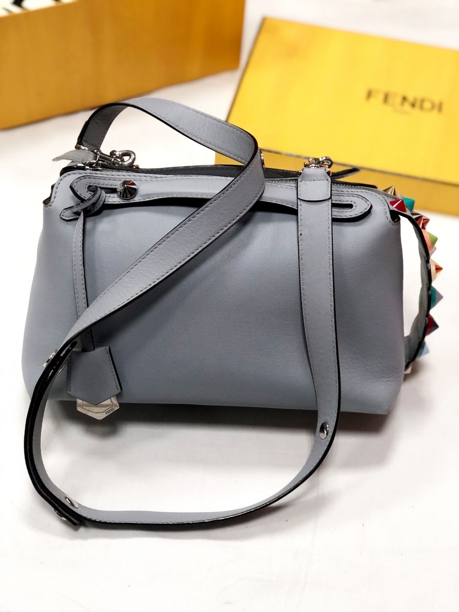 Сумка FENDI цена 46 155 руб 