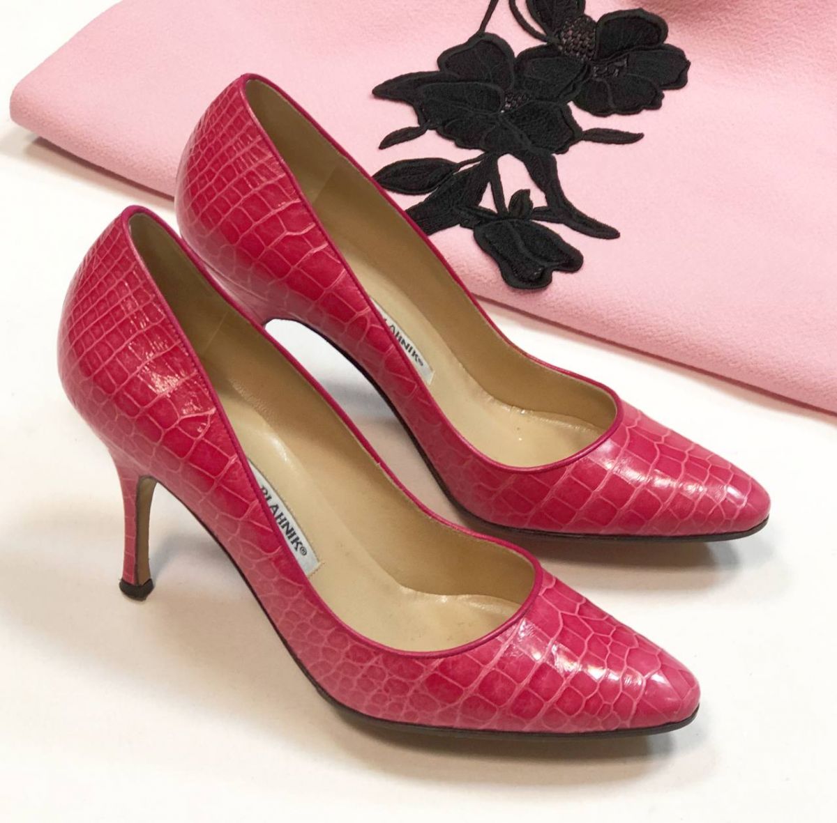 Туфли Manolo Blahnik размер 37 цена 15 385 руб