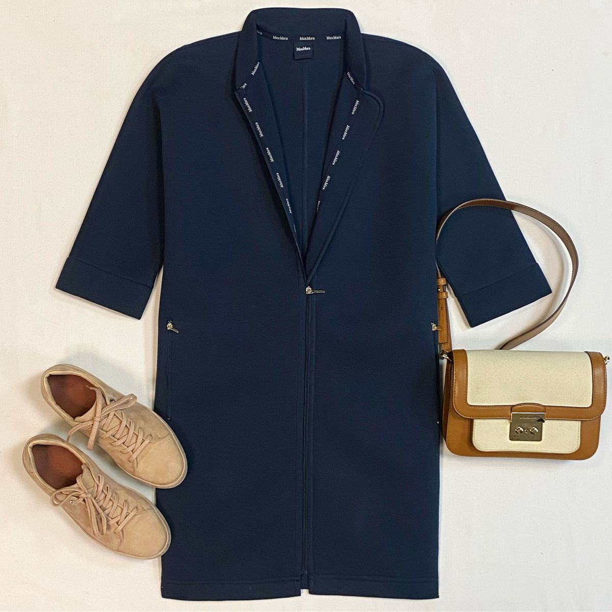 Толстовка Max Mara размер S цена 7 693 рубКеды Loro Piana размер 38 цена 53 848 рубСумка Michael Kors