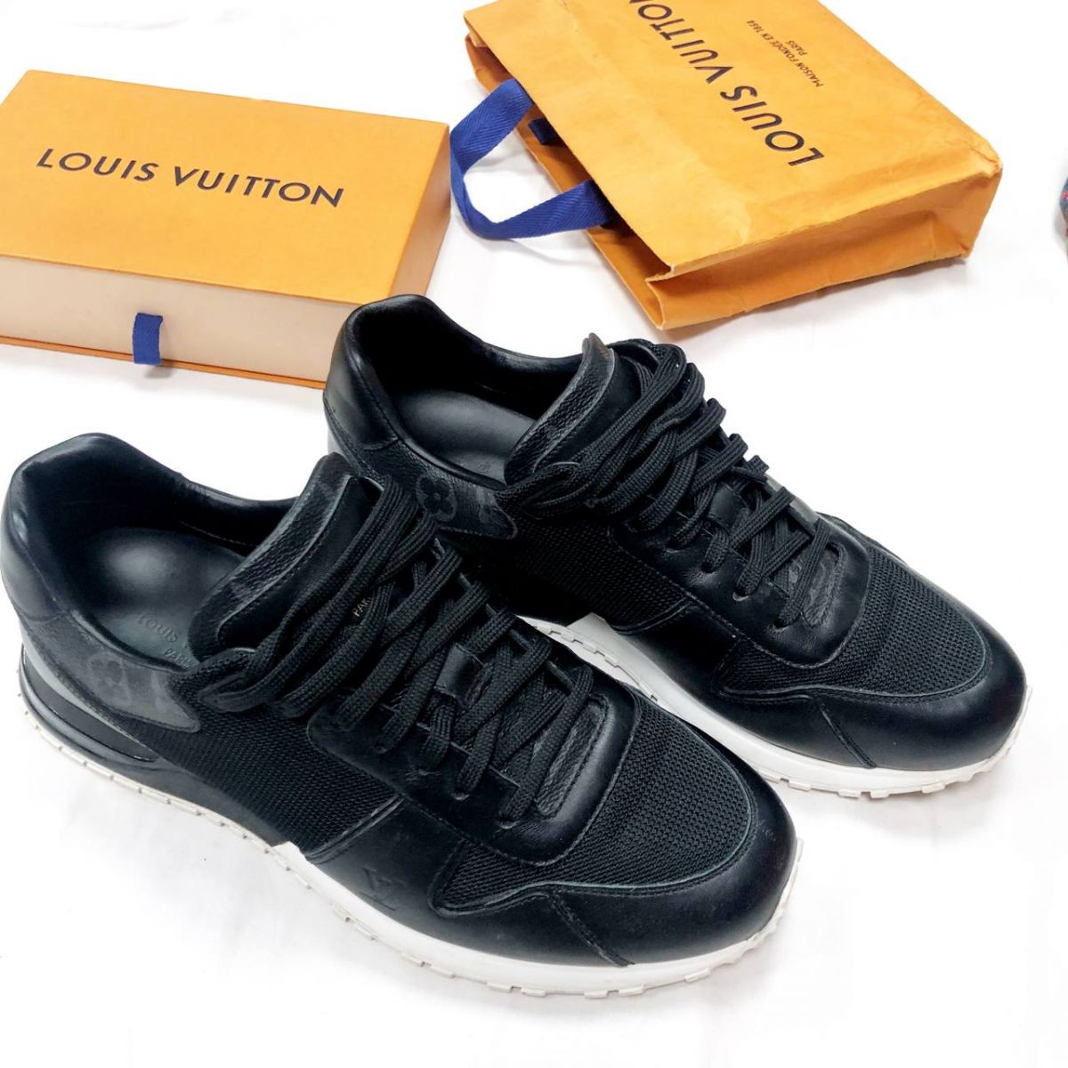 #Mechtamen
Кроссовки Louis Vuitton размер 8/42 цена 39 138 руб