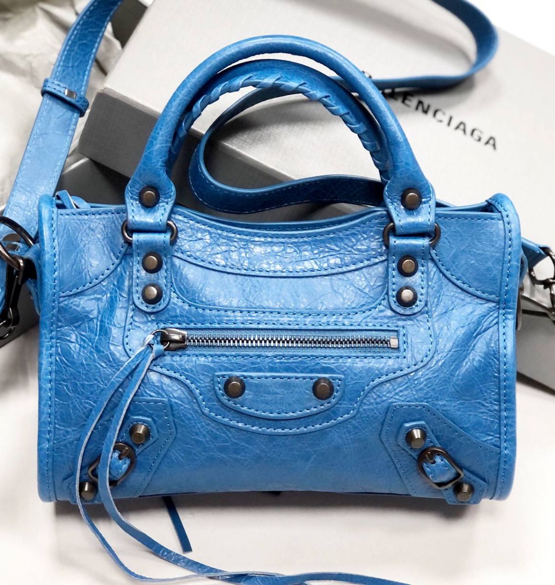 Сумка Balenciaga размер 23/14 цена 46 965 руб 