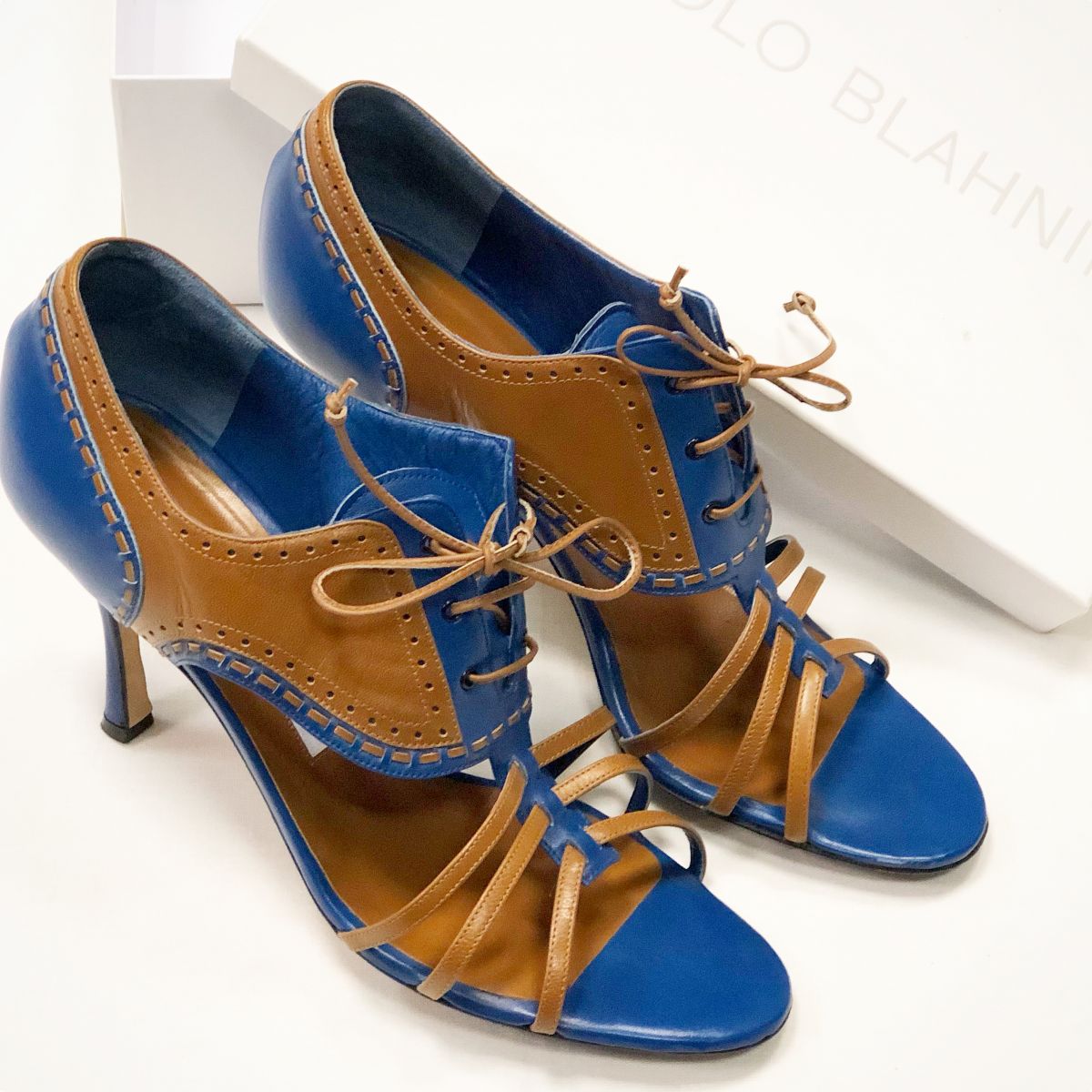Босоножки Manolo Blahnik  размер 41.5 цена 18 463 руб 