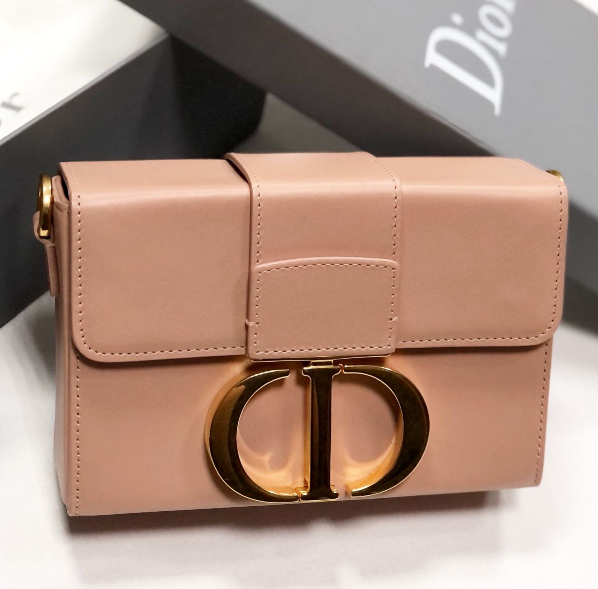 Сумочка Christian Dior размер 18/12 цена 93 930 руб