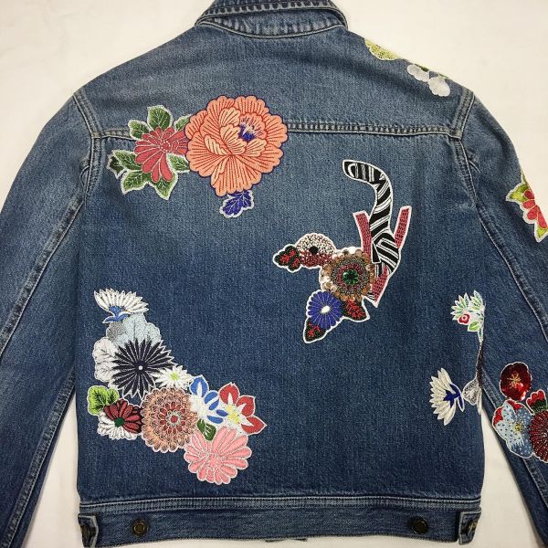 Куртка / вышивка / Saint Laurent 