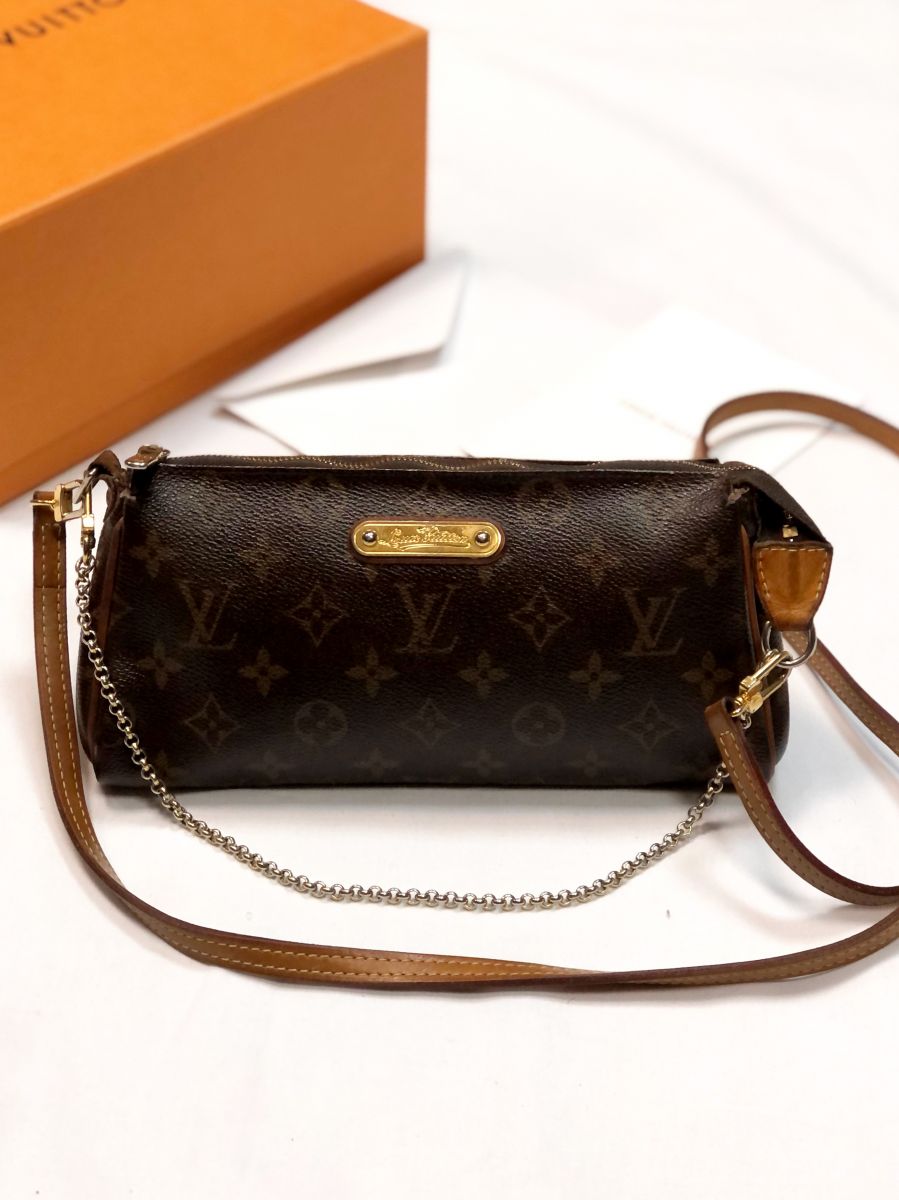 Сумочка LOUIS VUITTON цена 15 385 руб