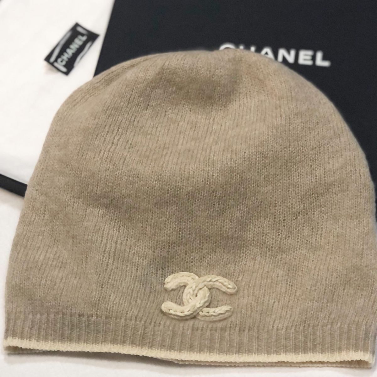 Шапка /кашемир/шёлк/ Chanel цена 7 693 руб