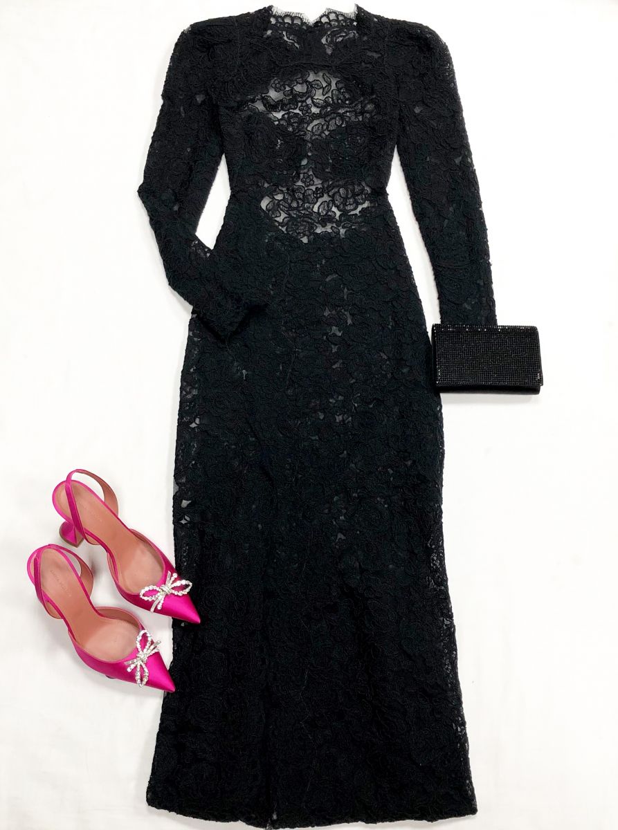 Платье/ ажур/ ERMANNO SCERVINO размер 38 цена 62 620 руб
Босоножки Amina Muaddi размер 41 цена 39 138 руб
Сумочка/ камни/