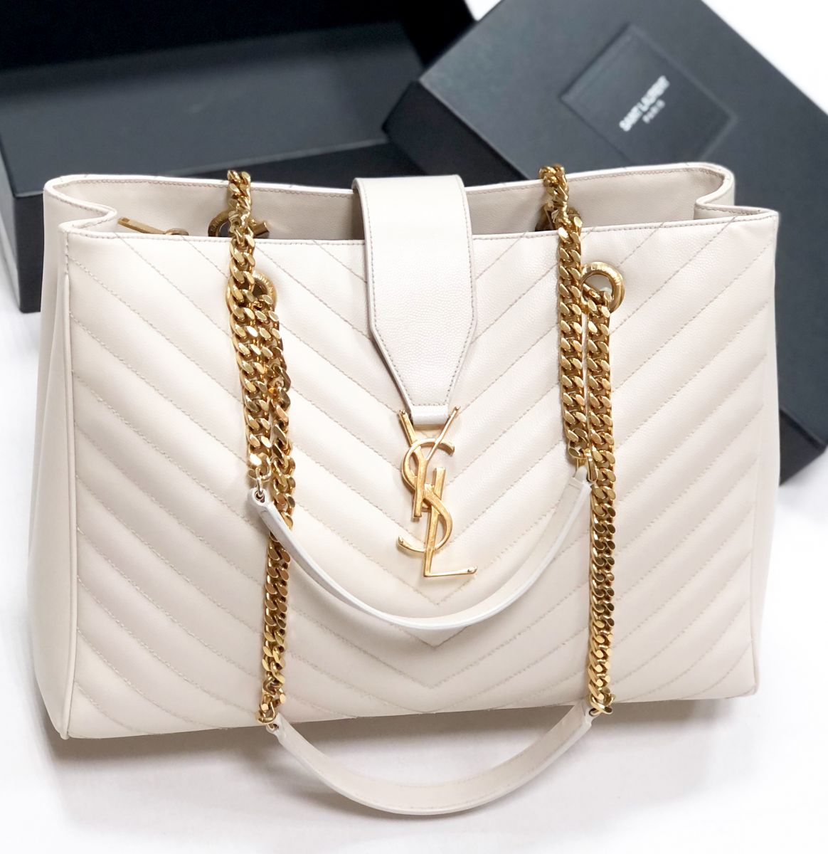 Сумка Saint Laurent размер 35/25 цена 140 895 руб
