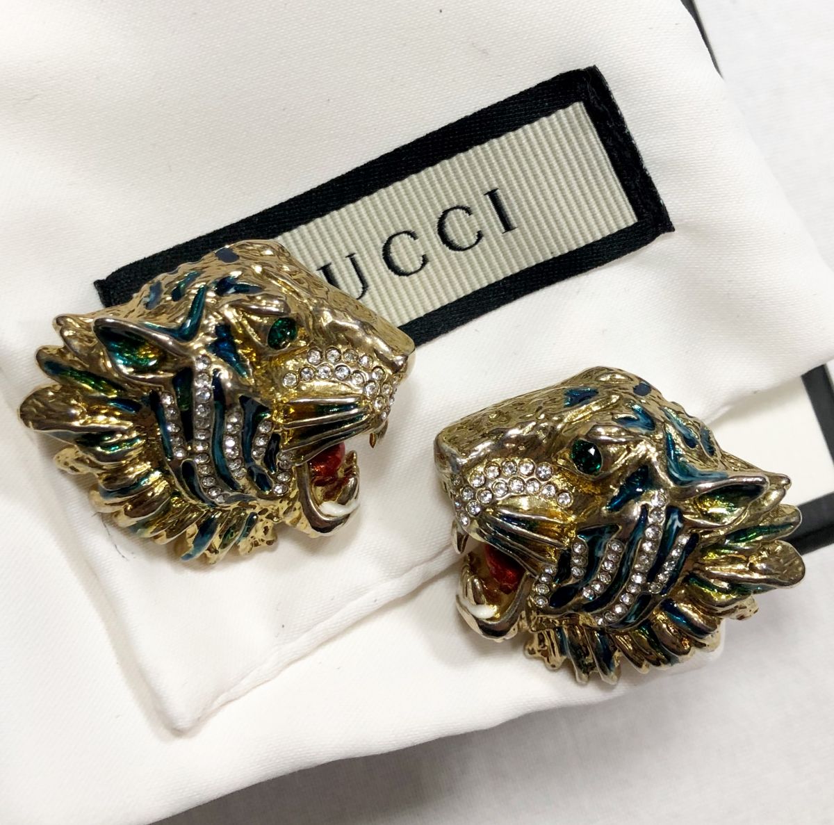 Серьги / камни/ Gucci цена 23 483 руб / в коробке/
